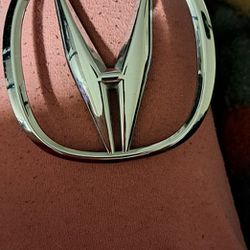 Acura Emblem