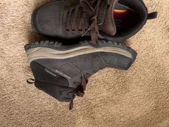 Skechers work com toe