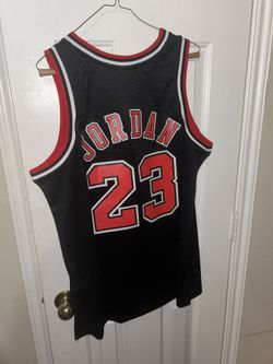 Michael Jordan Chicago Bulls Mitchell and ness black jersey size xl