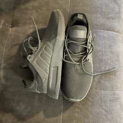 Adidas Youth Size 5