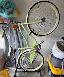 Huffy Cranbrook Cruiser Bike