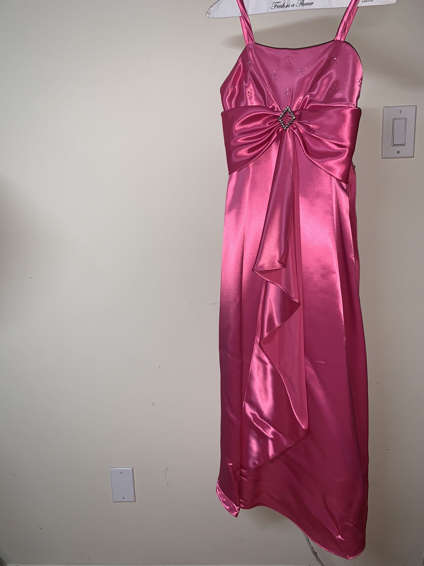 Pink Flowy Prom/Graduation Dress