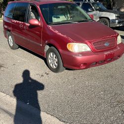 Kia Sedona 2005