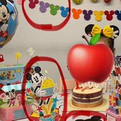Mickey party table+Birthday Card+ Garland 