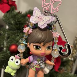 ✨💖 Yasmin ✨ Bratz Babyz Keychain ✨