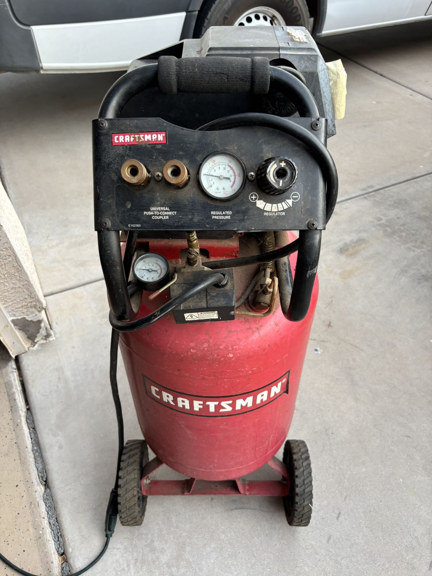 20 Gallon Air Compressor