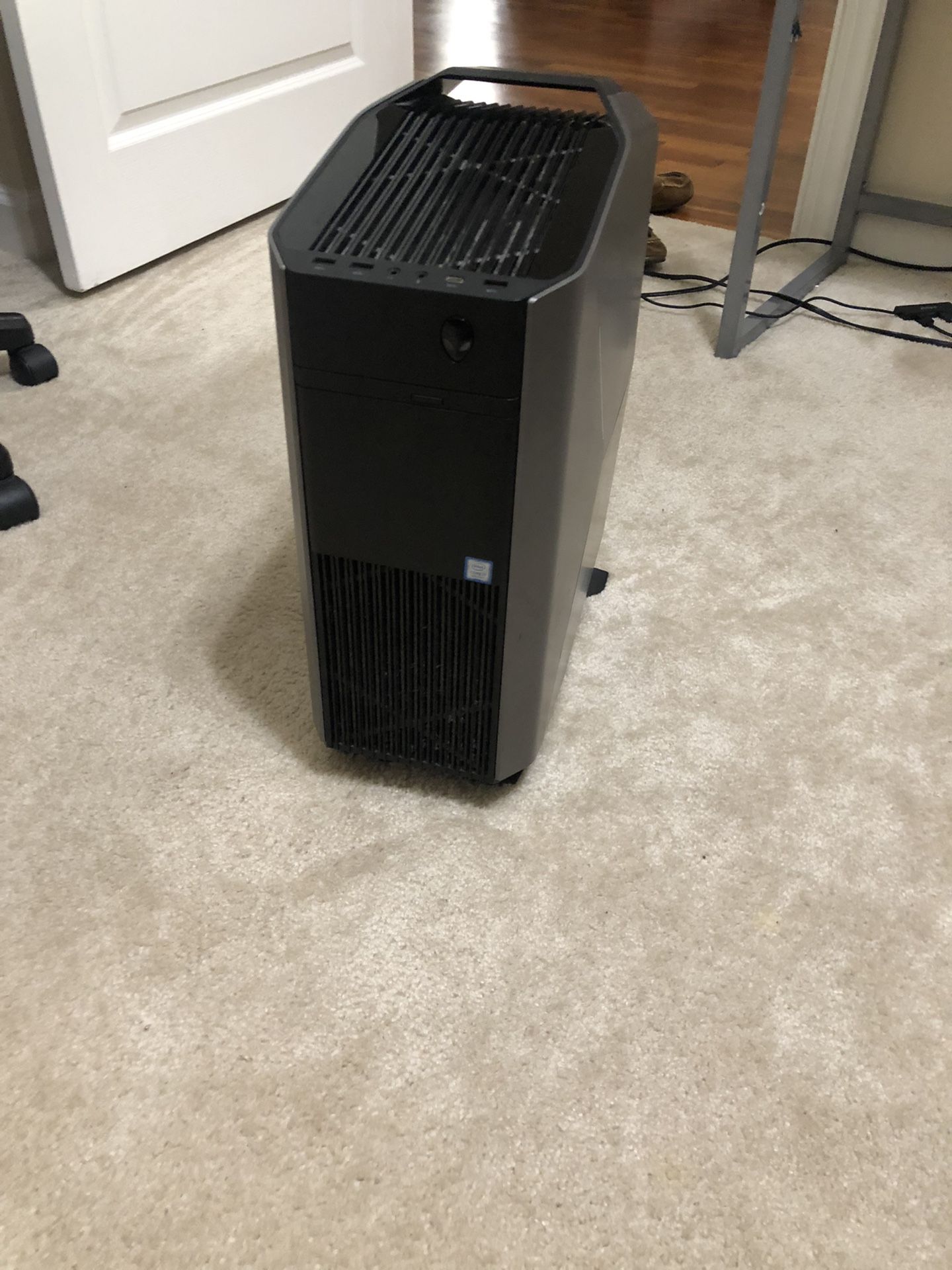 Alienware Aurora R7 GTX 1070 Intel i7 8700