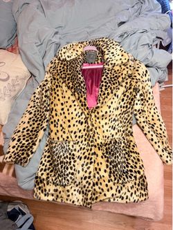 Woman guess blazer and 2 express long sleeve shirts