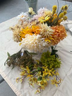 Artificial Flower Bundle – Yellow and Cream Tones
