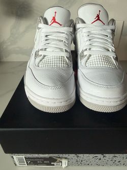 Air Jordan 4 Retro GS White/Tech Grey Size 7Y