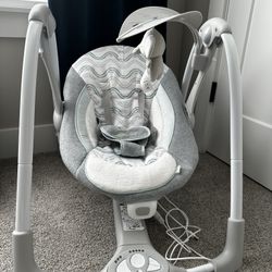 Baby Swing - Ingenuity 