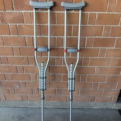 Crutches 