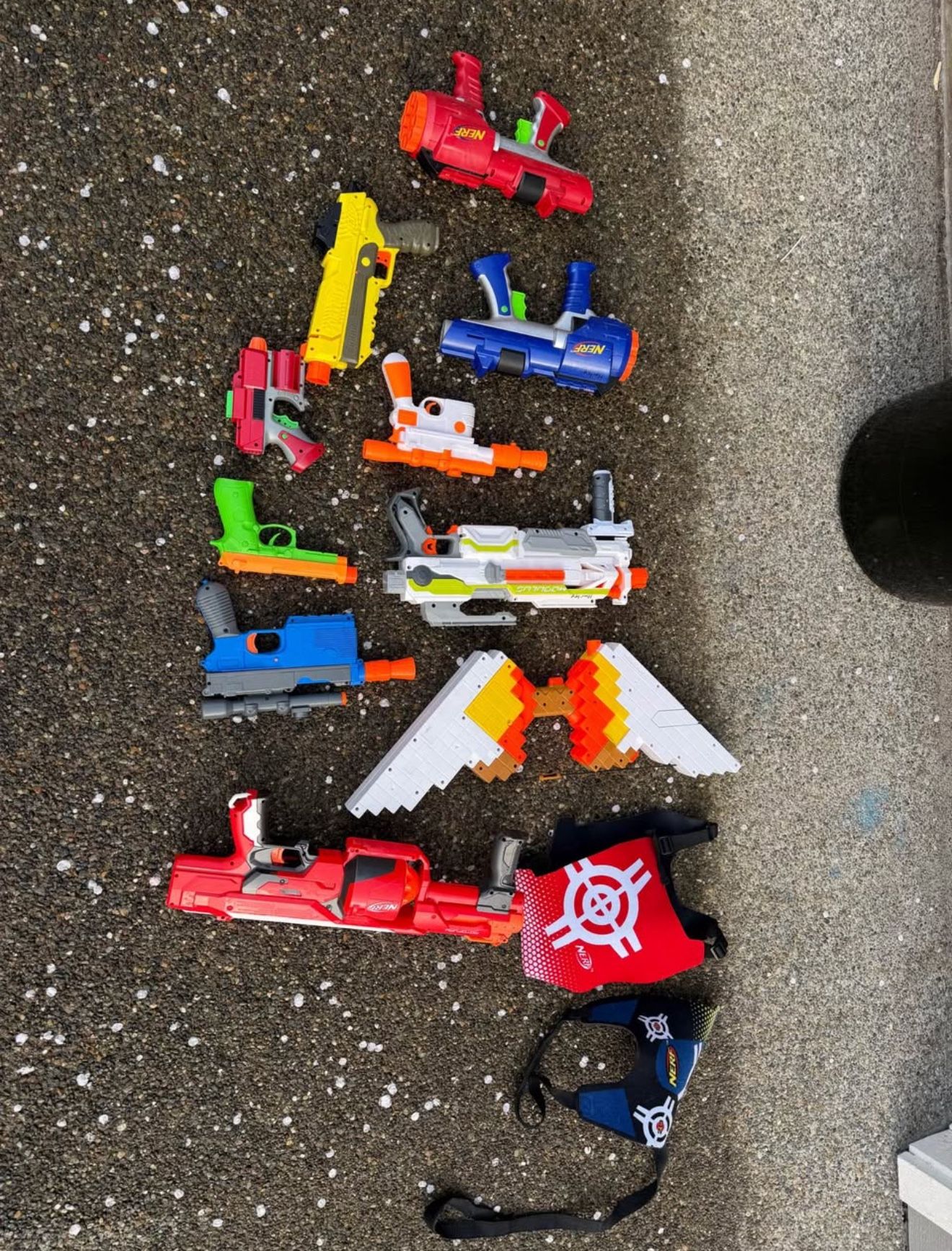 Lots Of Nerf Guns