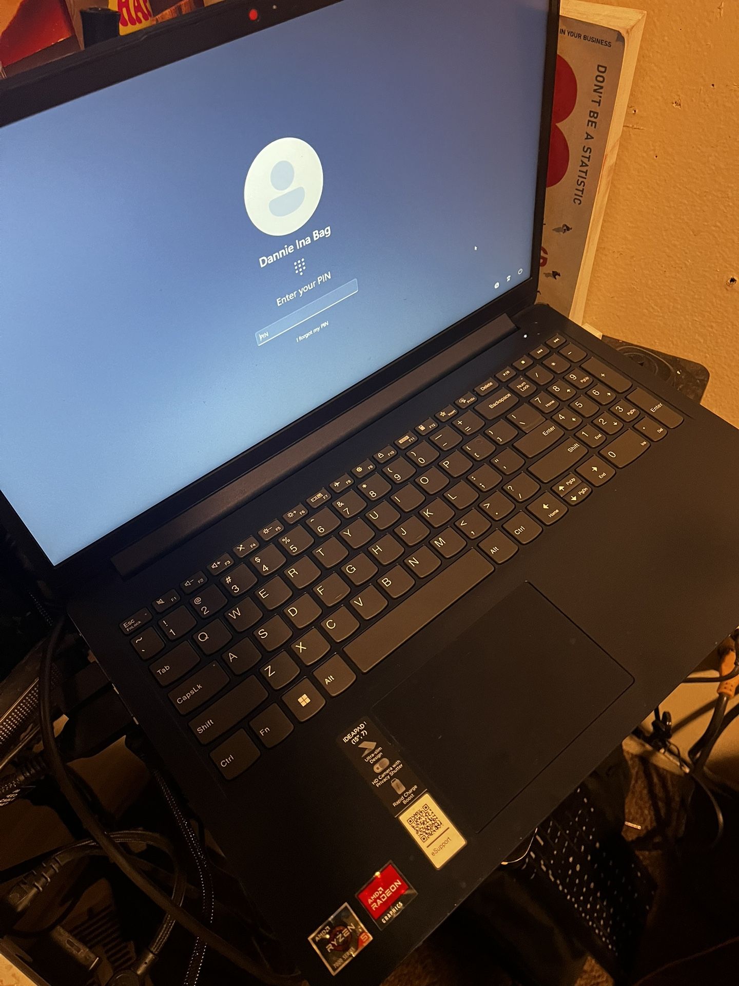 Laptop/ideapad 1