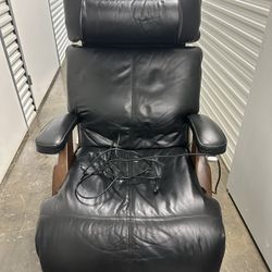 Human Touch Recliner 