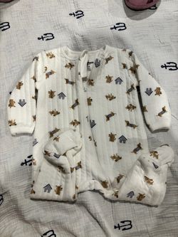 Footie/footless baby sleepers ranging from NB to 3-6M