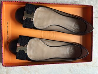 Tory Burch Black Size 8