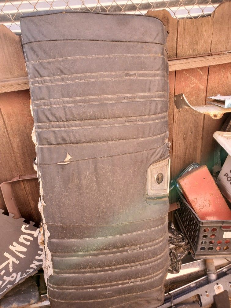 CHEVY IMPALA BACK SEAT