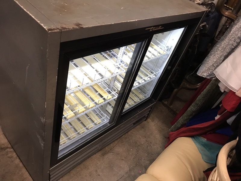 True Beverage Cooler for Sale in Fort Lauderdale, FL OfferUp