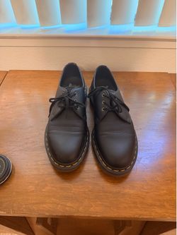 Doc Martens size 9 men’s brand new