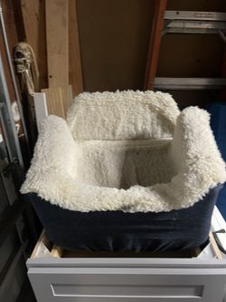 Snoozer car seat for Dog or Cat