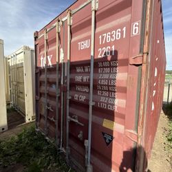 20 & 40 Foot Shipping Containers out of Riverside 