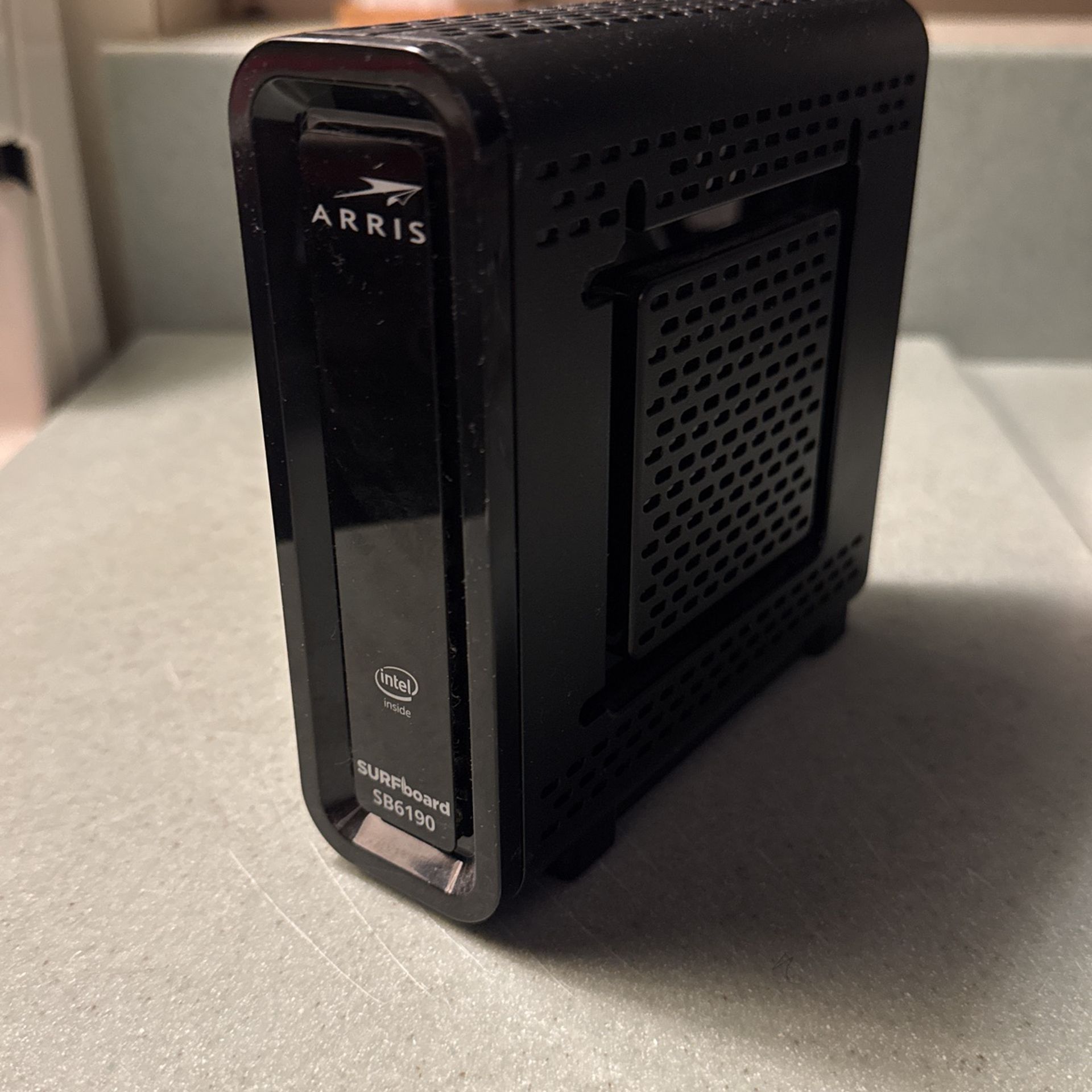 Arris 6190 Surfboard Modem