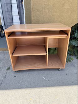 Computer desk
