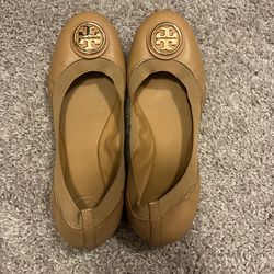 Tori Burch Nude Flat