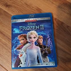 Disney Muti-Screen Edition FROZEN II Blu-Ray DVD Digital Code