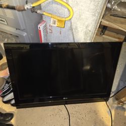 42 Inch LG Tv