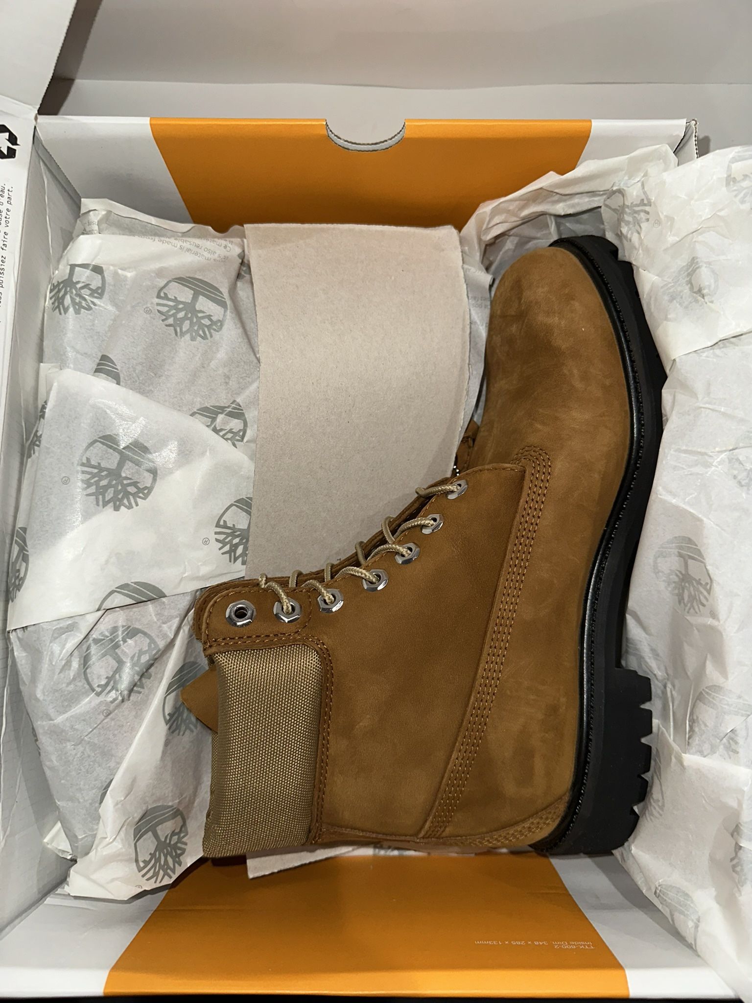 Timberland Premium Waterproof Boot Medium Brown size 9 mens