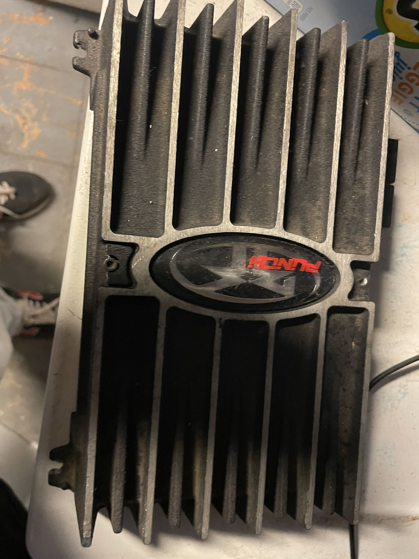 JL Audio Sub 10in With Box And Amp Will Sale Separate Too