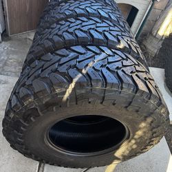 37x12.50 R17LT Toyo Open Country M/T Tires