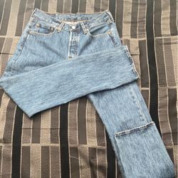 Levi 501 W29 L30