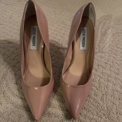 Steve Madden Nude/Blush Patent Pumps, Size 7