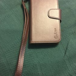 iPhone 6 wristlet case with card holder and ID window