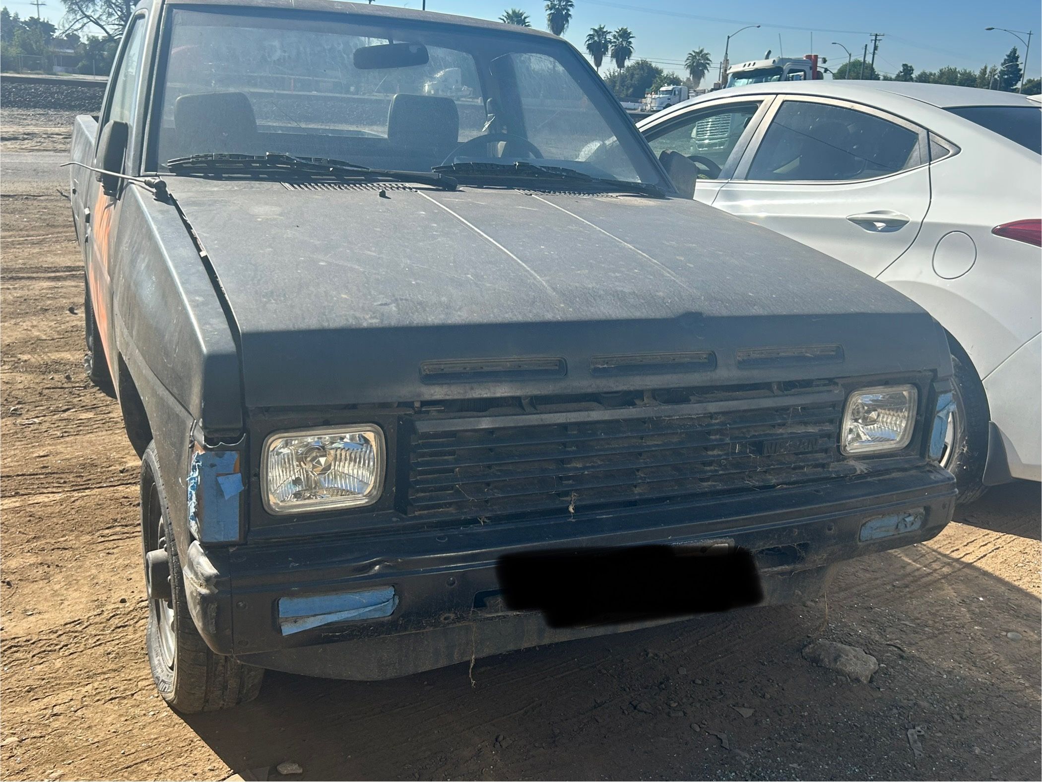 1986 Nissan Truck For Parts Only 