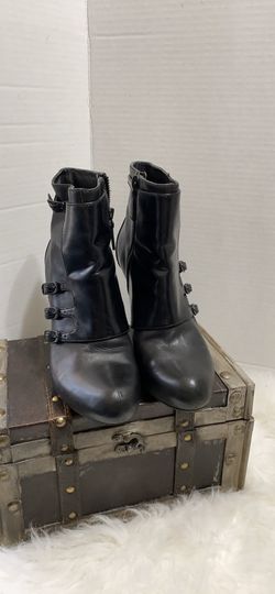 Maria Sharapova Cole Haan Ankle Booties Spats buckles Black 7 B