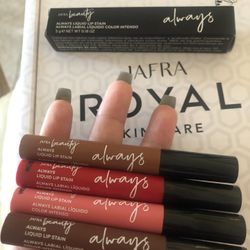 Labiales Always. Perfumes Legen Yitsu Jafra We. Cremas para los Pies Aceite Y Crema De Almendras Trío De Tender Moment