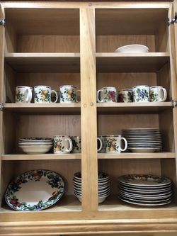 Sakura Sonoma Dinnerware Set