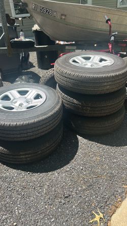 18’ jeep rims and tires