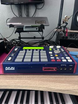 AKAI MPC 1000 JjOS2XL