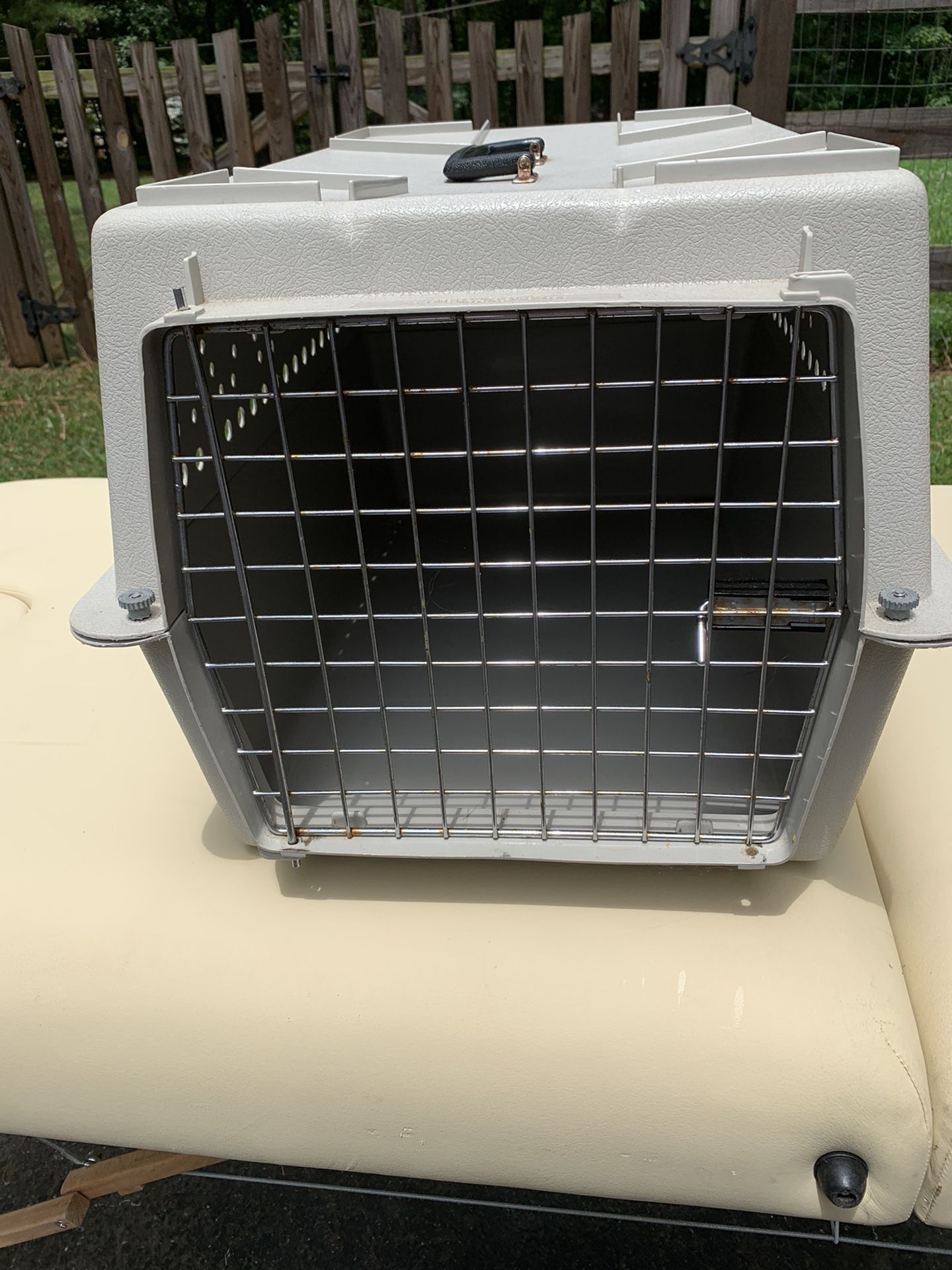Cat carrier-plastic and metal