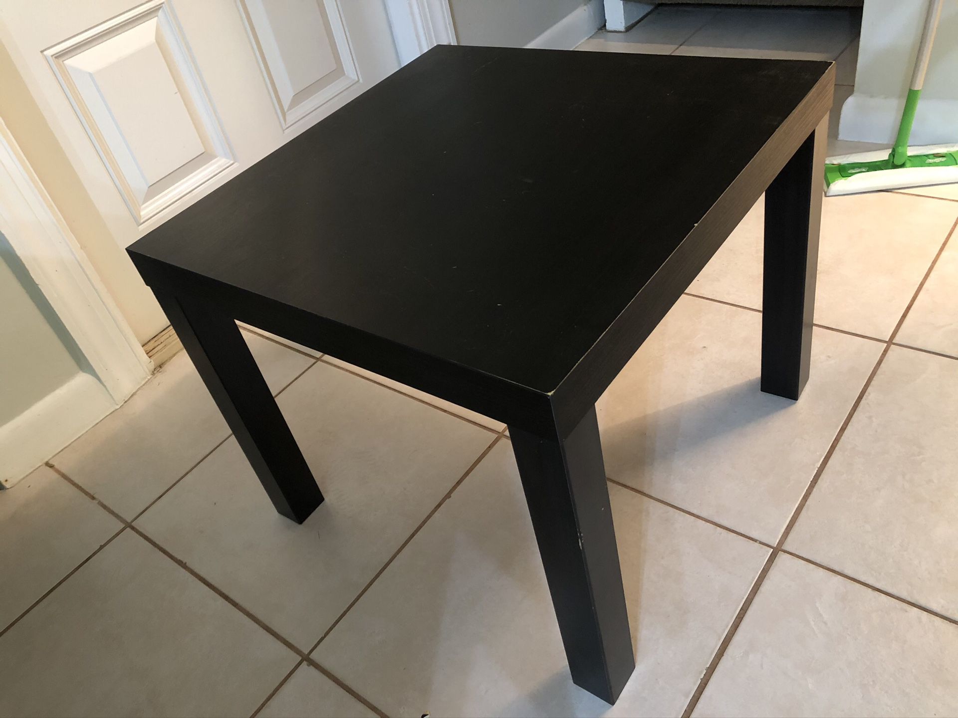 Small side/coffee table
