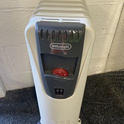 Used DeLonghi 1500 -Watt Electric Space Heater