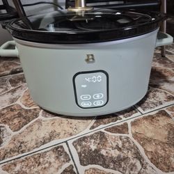 Esta Nueva  Para Hacer Sopas ,carnes,pollo 