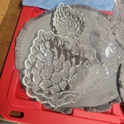 Nice Glassware, Candy Dishes, Stem Ware