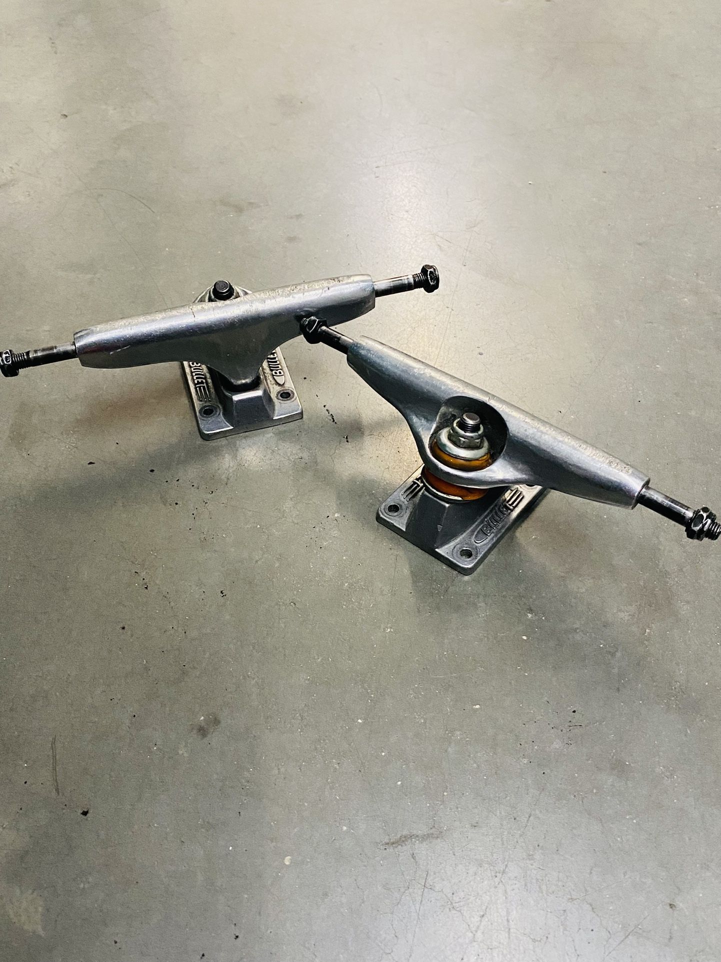 Bullet Skateboard Trucks