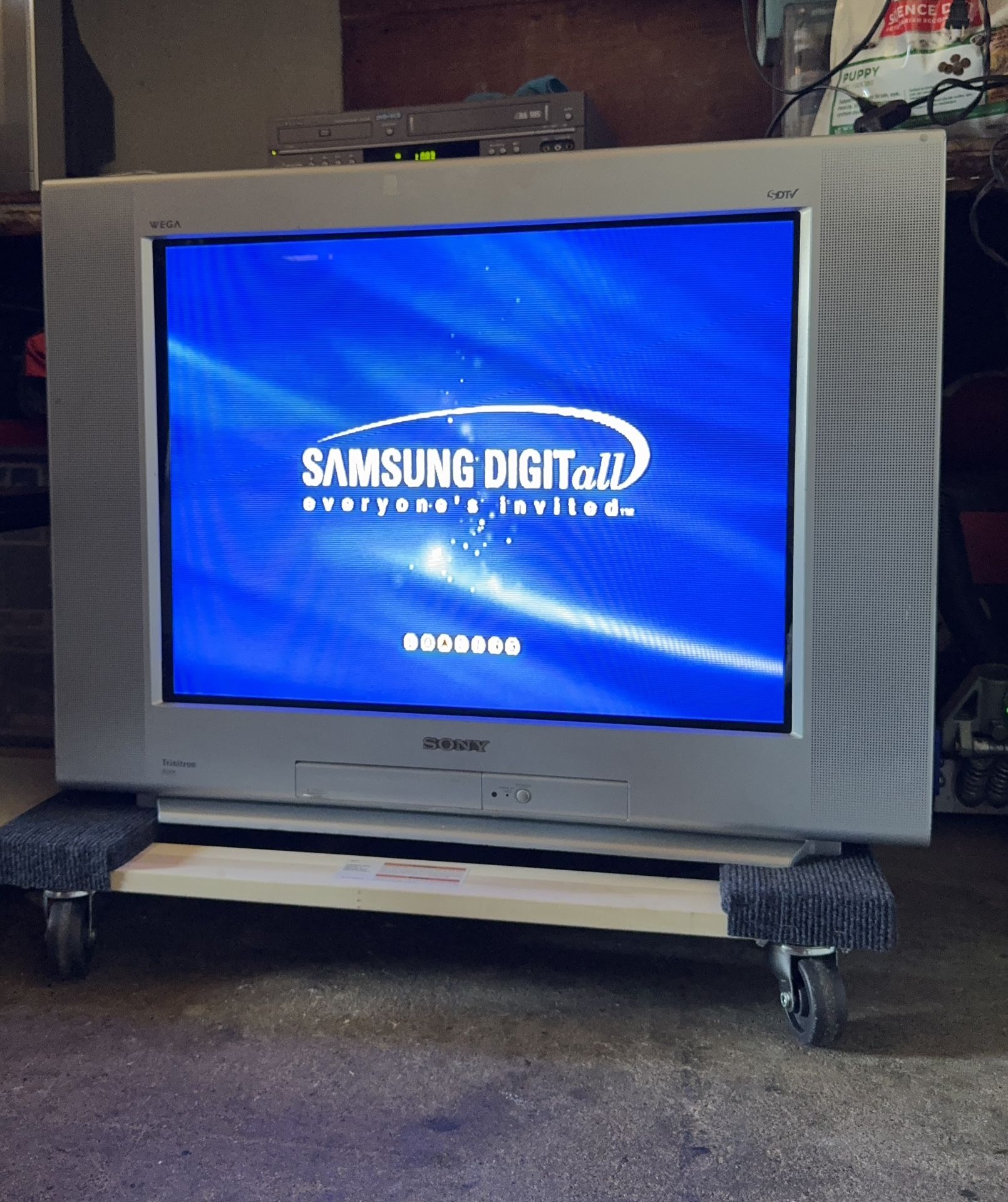 Sony Trinitron CRT TV